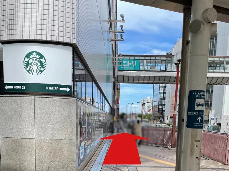 町田店への道順 4: TWINS右横