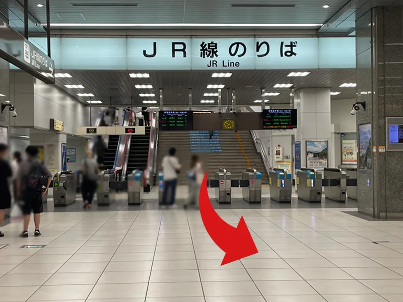 静岡店への道順 1: 東海道線 改札口写真
