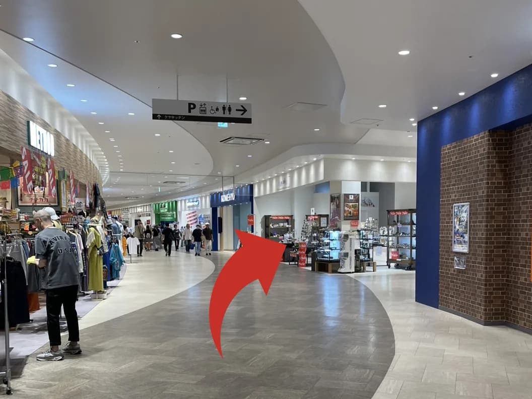 テラスモール松戸店への道順 4: 三階通路写真