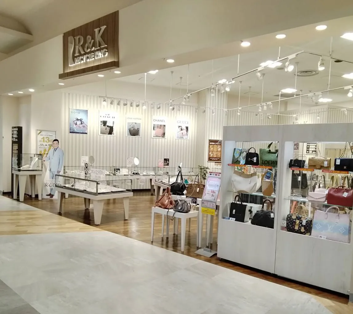 イオンモール新発田店の店舗写真